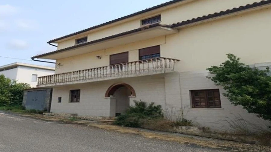 Moradia T3 para Venda em Vila Nova de Anços