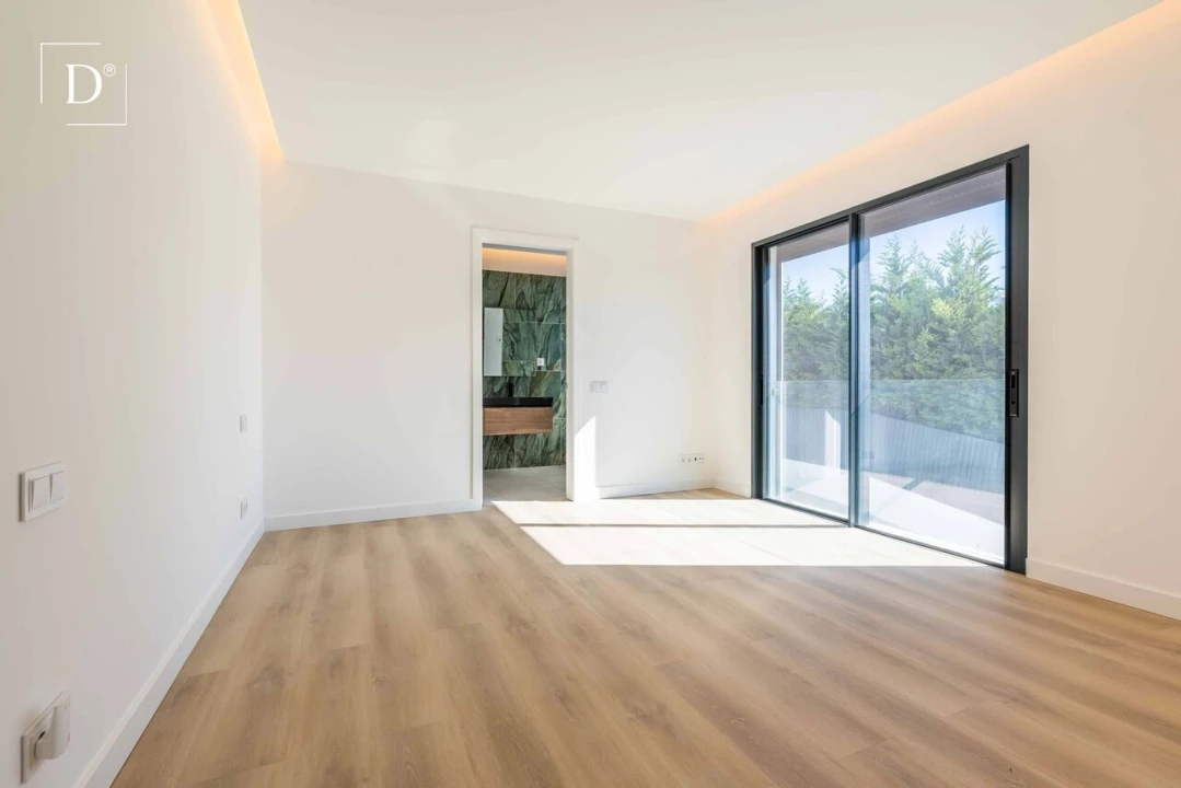 Moradia T5 para Venda em Albufeira e Olhos de Água Foto 15
