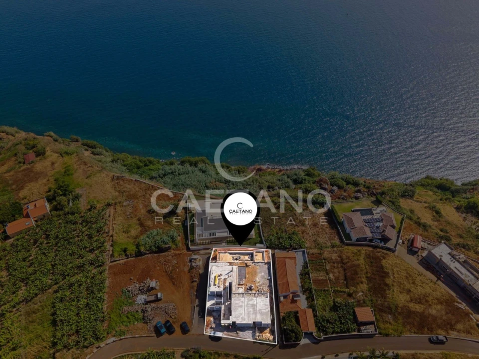 Moradia T3 para Venda em Estreito da Calheta Foto 5