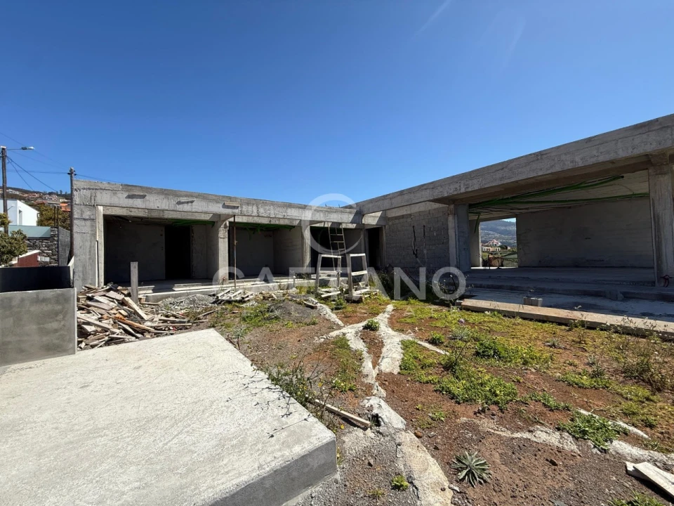Moradia T3 para Venda em Estreito da Calheta Foto 29