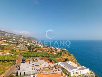 Moradia T3 para Venda em Estreito da Calheta