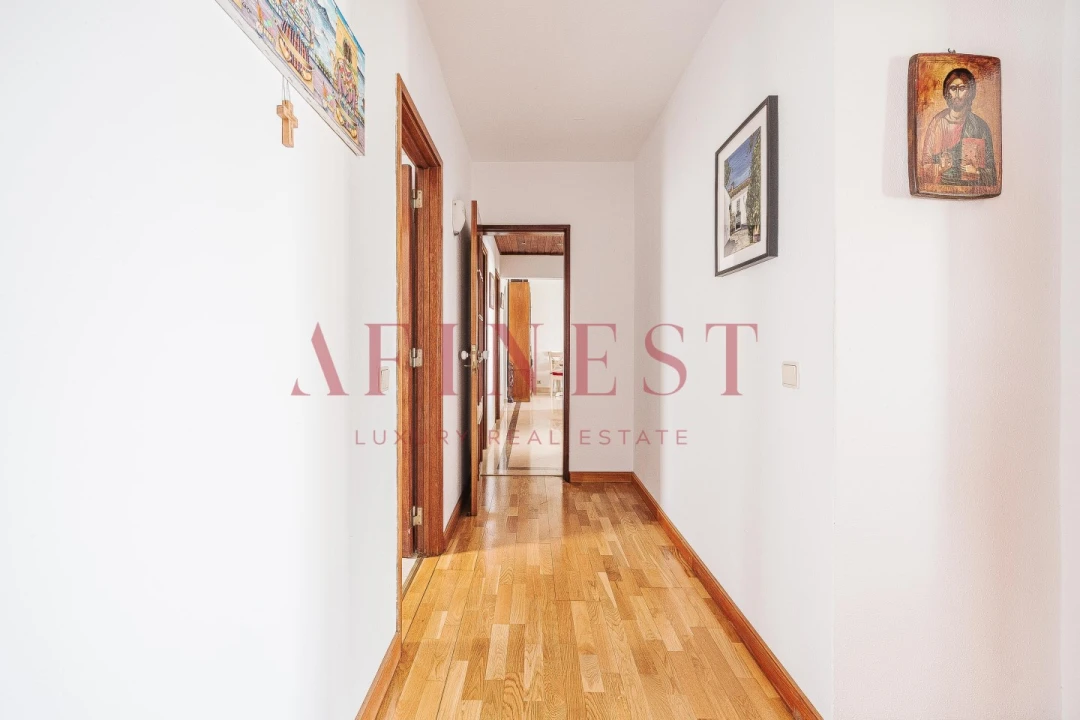 Apartamento T3 para Arrendamento em Alvalade Foto 28