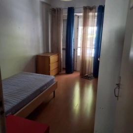 Quarto para Arrendamento em Benfica