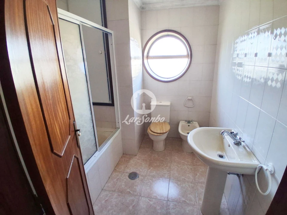 Apartamento T3 para Venda em Rio Tinto Foto 19