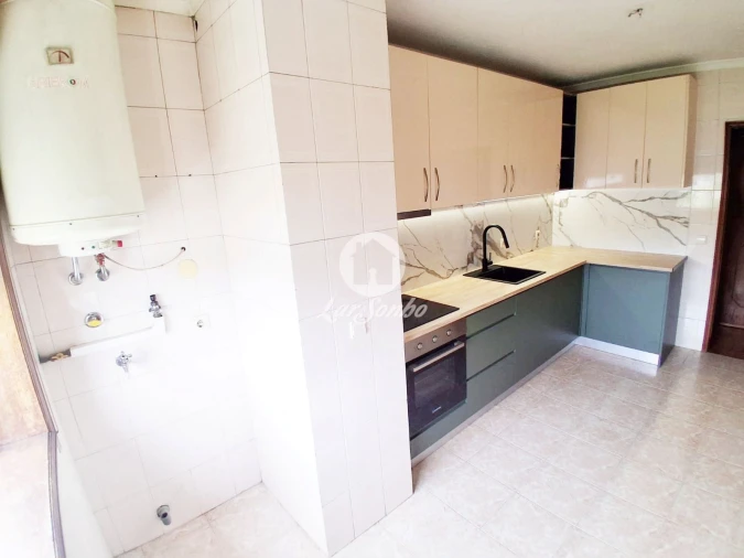 Apartamento T3 para Venda em Rio Tinto Foto 5