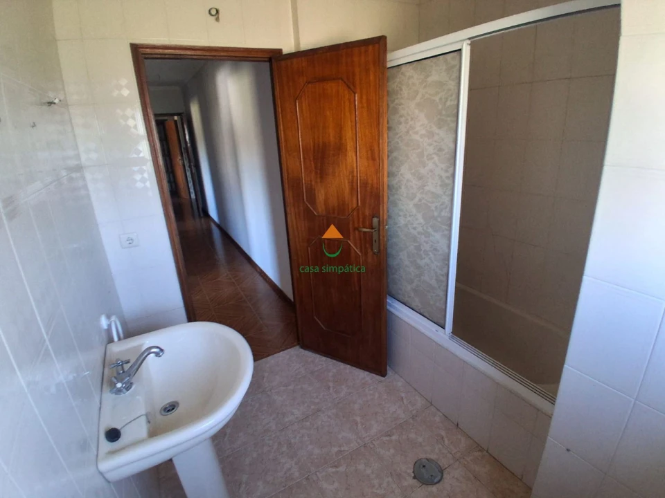 Apartamento T3 para Venda em Rio Tinto Foto 18
