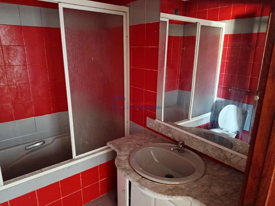 Apartamento T3 para Venda em Oliveira do Douro Foto 20