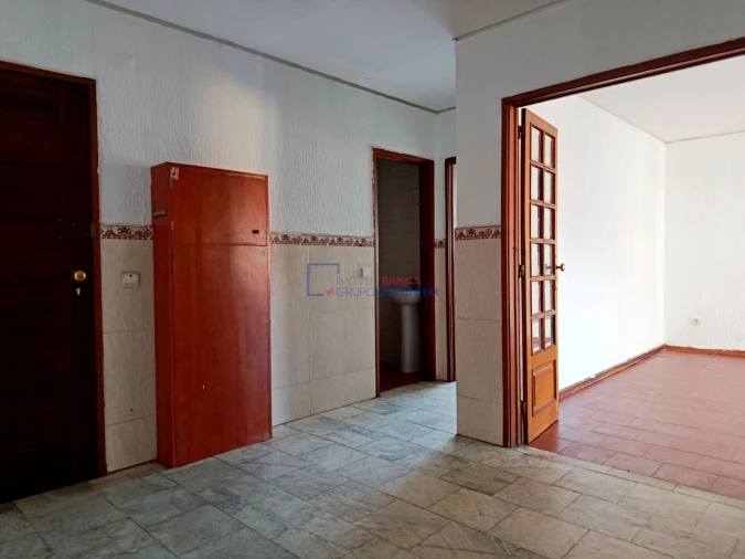 Apartamento T3 para Venda em Oliveira do Douro Foto 7