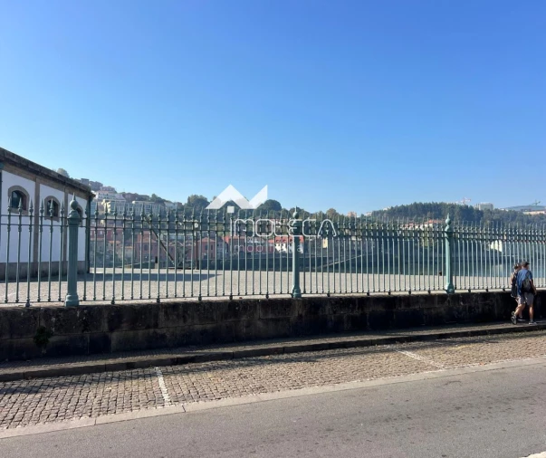 Prédio para Venda em Cedofeita, Santo Ildefonso, Sé, Miragaia, São Nicolau e Vitória Foto 6
