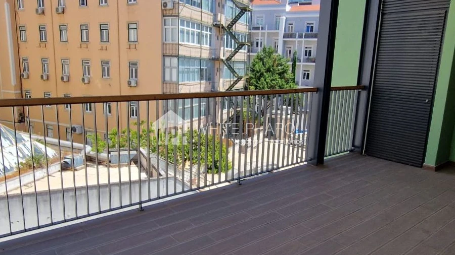 Apartamento T3 para Arrendamento em Santo António