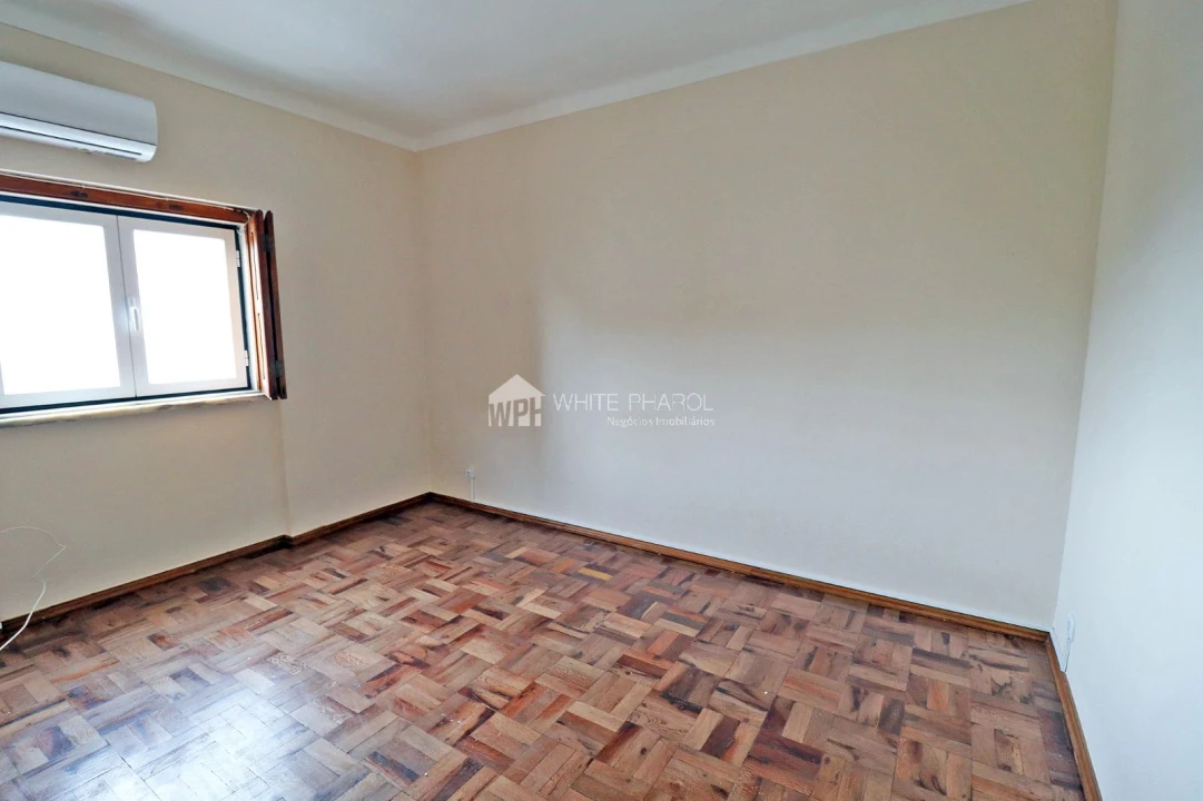Apartamento T3 para Venda em Benavente Foto 2