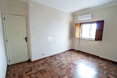 Apartamento T3 para Venda em Benavente