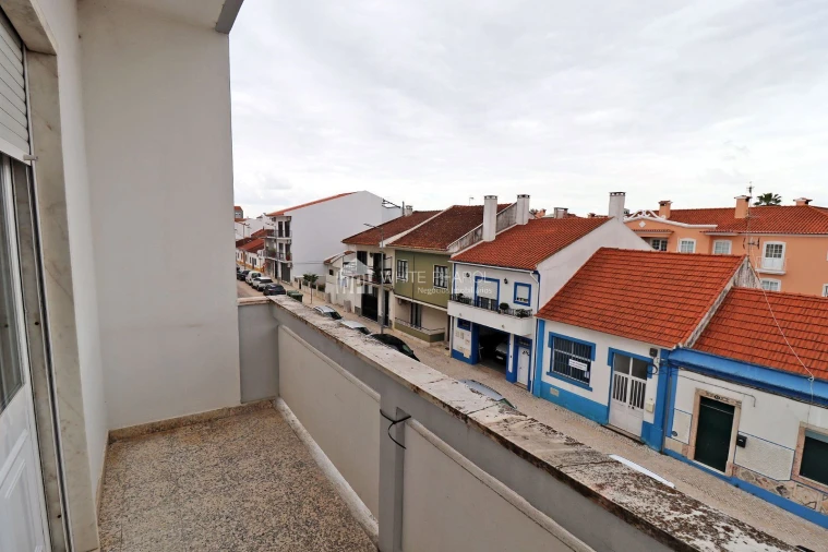 Apartamento T3 para Venda em Benavente Foto 21
