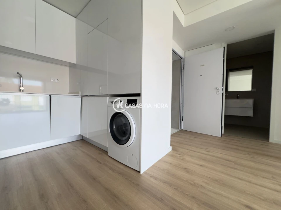 Apartamento T1 para Arrendamento em São Mamede de Infesta e Senhora da Hora Foto 4