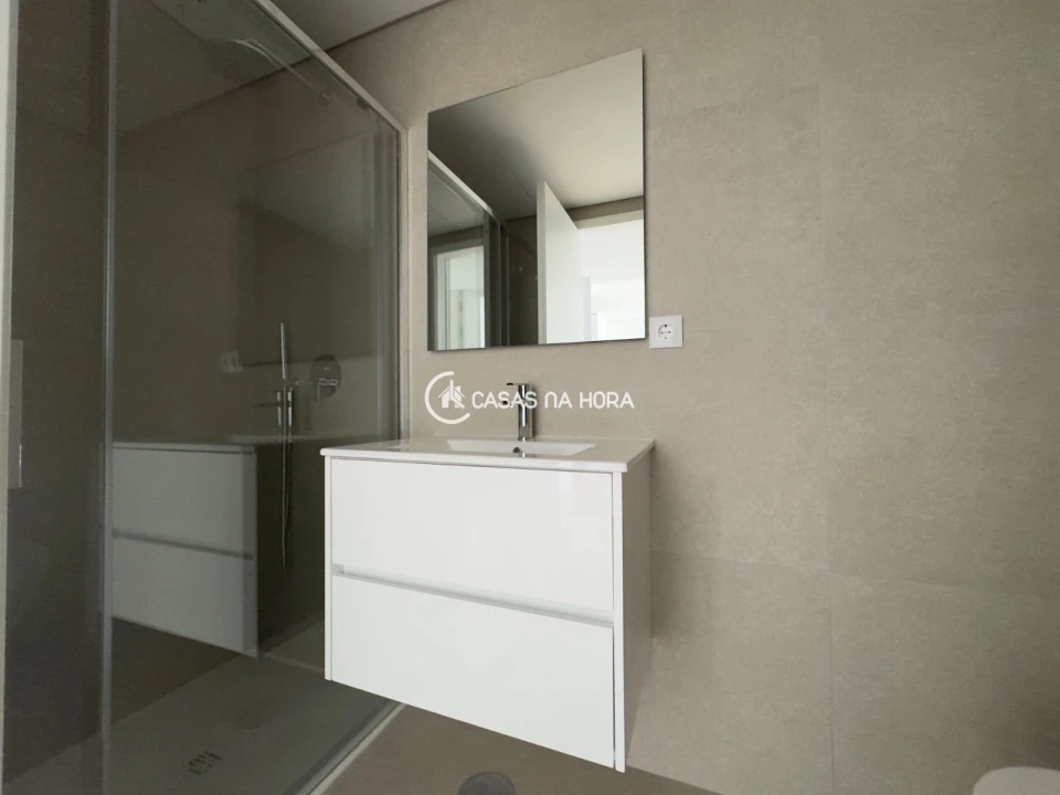 Apartamento T1 para Arrendamento em São Mamede de Infesta e Senhora da Hora Foto 6