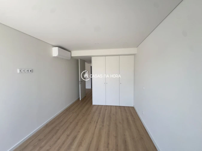 Apartamento T1 para Arrendamento em São Mamede de Infesta e Senhora da Hora Foto 8