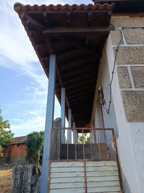 Quinta T4 para Venda em Carrazedo de Montenegro e Curros