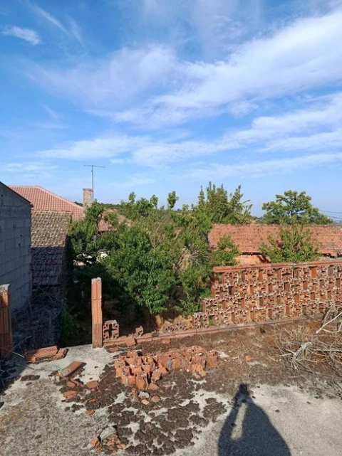 Quinta T4 para Venda em Carrazedo de Montenegro e Curros