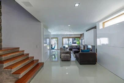 Moradia T4 para Venda em Arcozelo