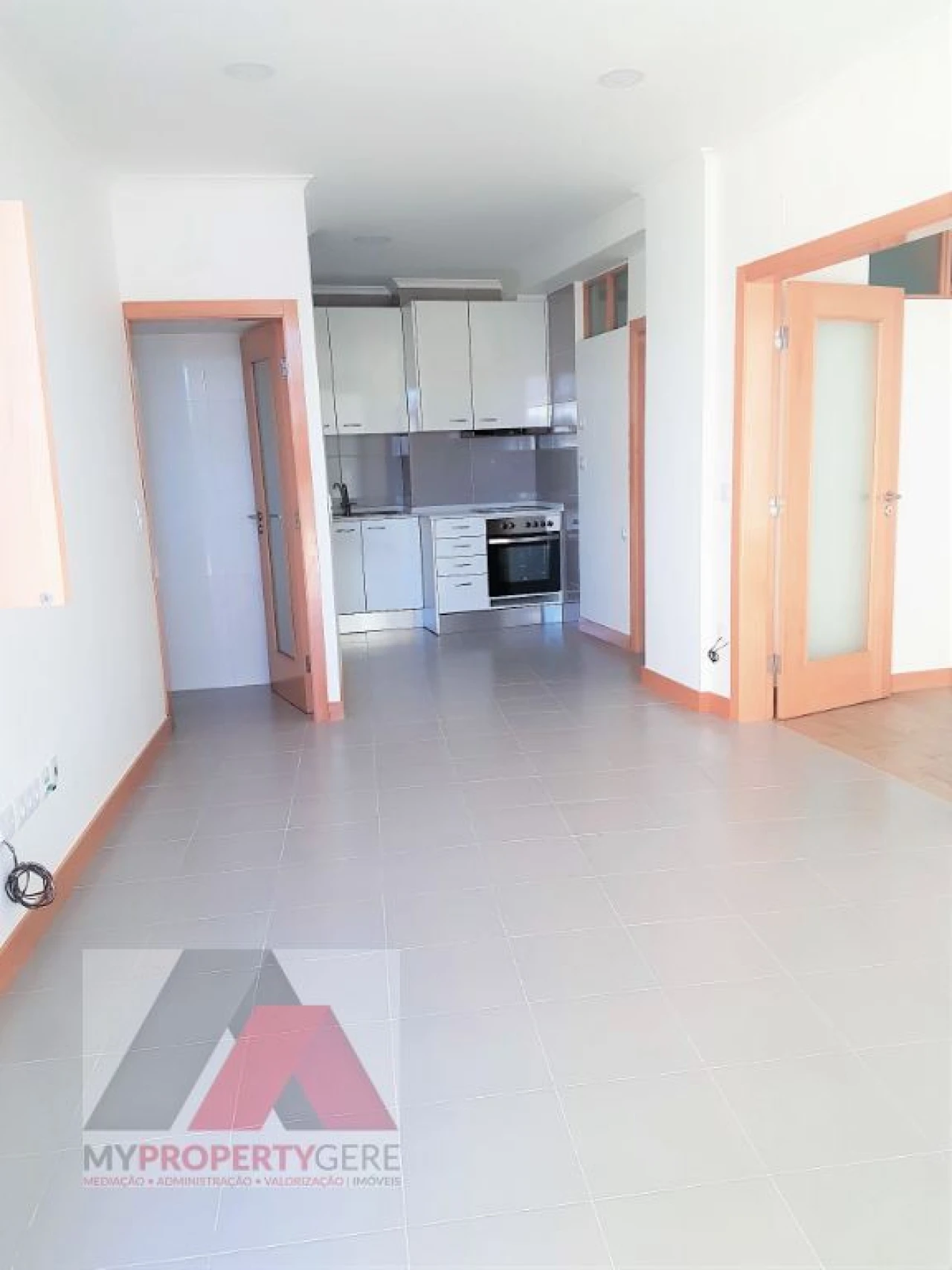 Apartamento T1 para Arrendamento em Silveira Foto 20