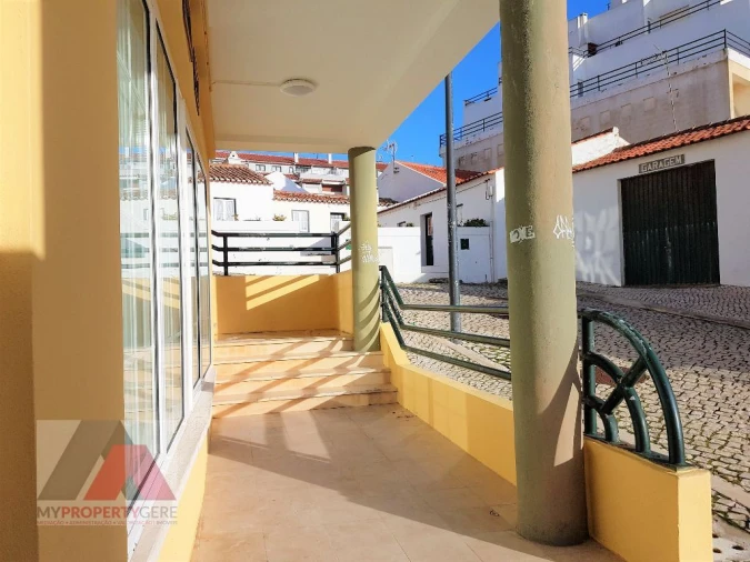 Apartamento T1 para Arrendamento em Silveira Foto 17