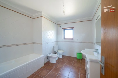 Moradia T3 para Venda em Fatima