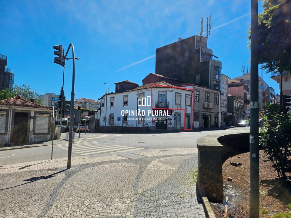 Prédio para Venda em Mafamude e Vilar do Paraíso Foto 1
