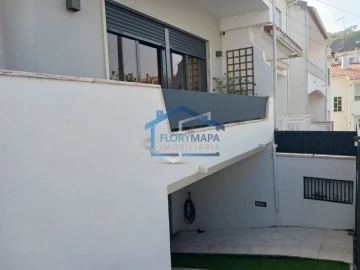 Moradia T4 para Venda em Cascais e Estoril
