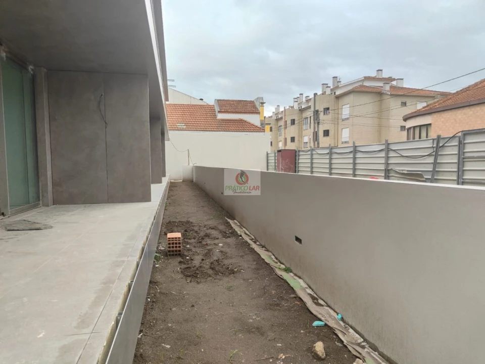 Apartamento T1 para Venda em Oliveira do Bairro Foto 26