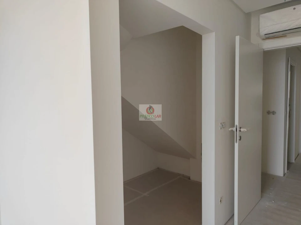 Apartamento T1 para Venda em Oliveira do Bairro Foto 7