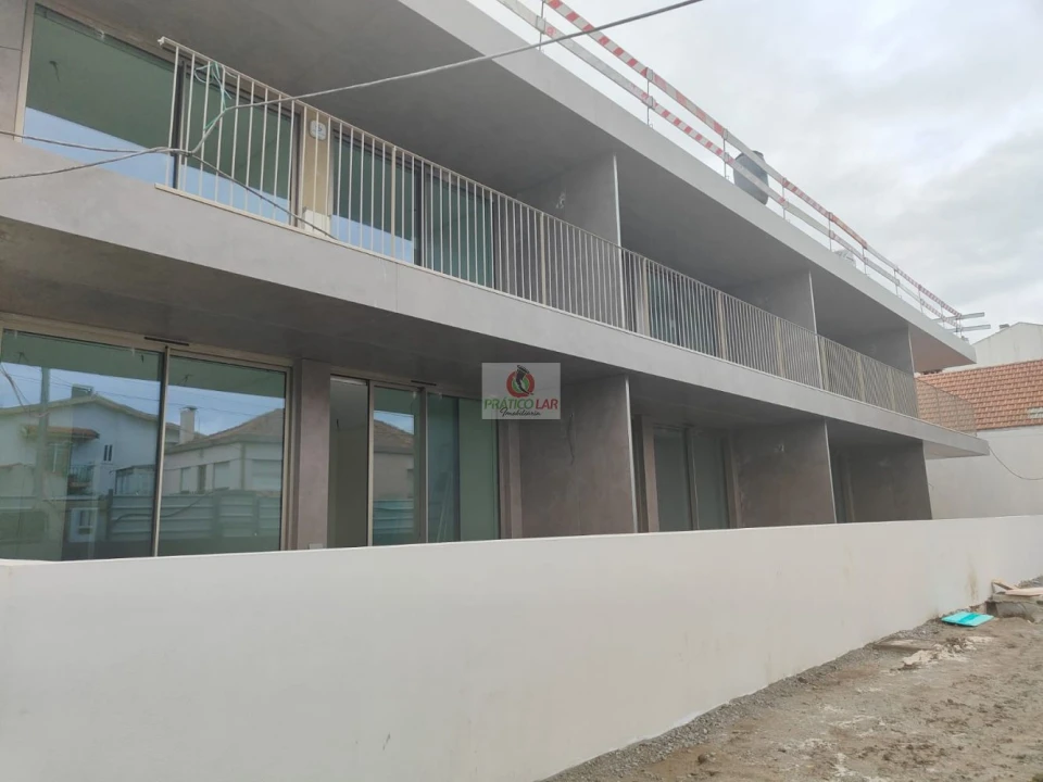Apartamento T1 para Venda em Oliveira do Bairro Foto 28