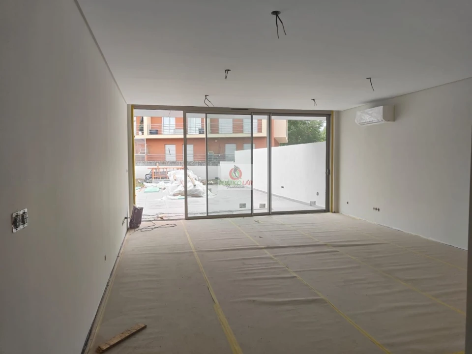 Apartamento T1 para Venda em Oliveira do Bairro Foto 48