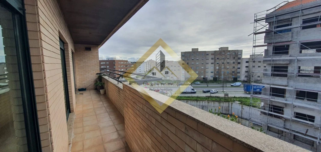 Apartamento T4 para Venda em Custóias, Leça do Balio e Guifões Foto 12