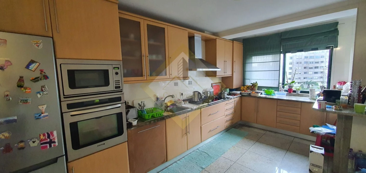 Apartamento T4 para Venda em Custóias, Leça do Balio e Guifões Foto 18