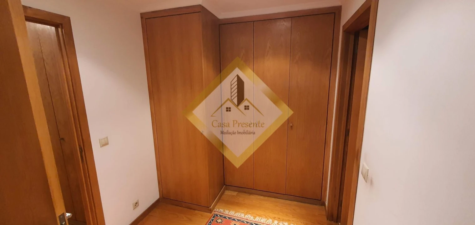 Apartamento T4 para Venda em Custóias, Leça do Balio e Guifões Foto 21