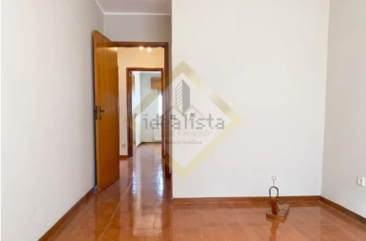 Apartamento T3 para Venda em Vilar de Andorinho