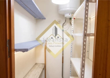 Apartamento T3 para Venda em Vilar de Andorinho