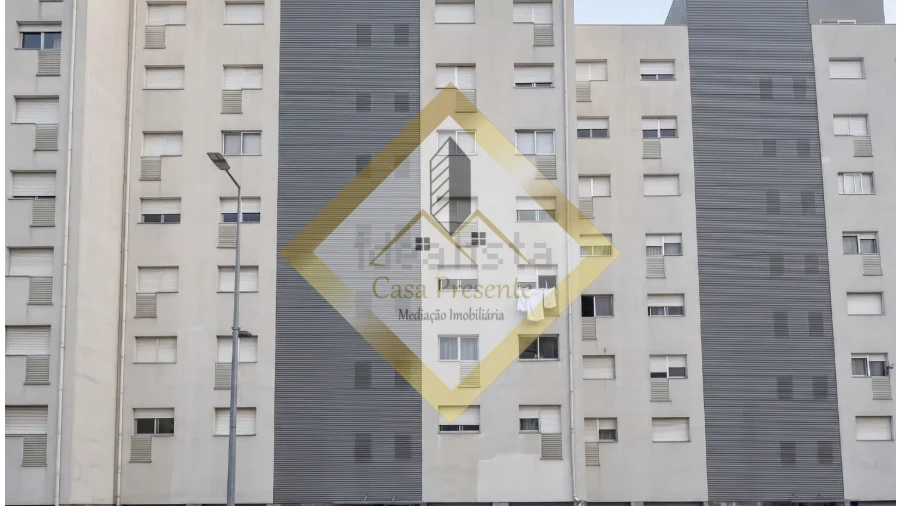 Apartamento T3 para Venda em Vilar de Andorinho