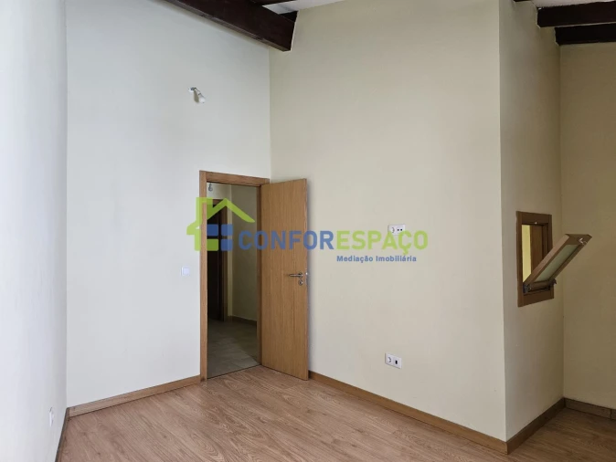 Moradia T1 para Arrendamento em Castelo Branco Foto 9