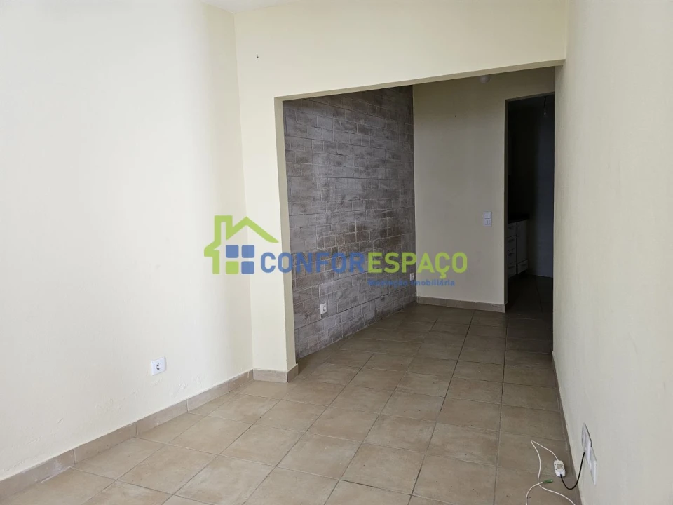 Moradia T1 para Arrendamento em Castelo Branco Foto 4