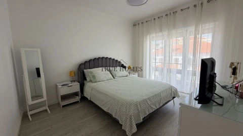Moradia T6 para Venda em Amora