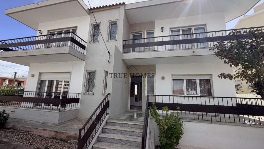 Moradia T6 para Venda em Amora Foto 4