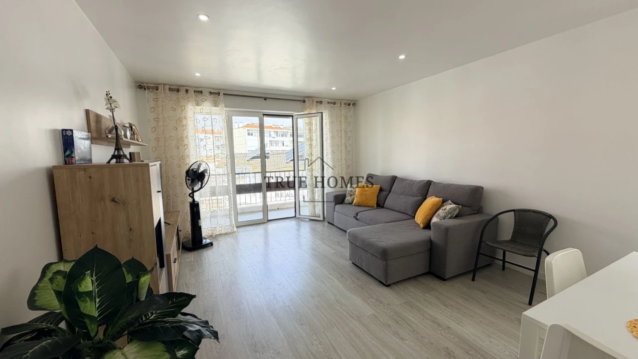 Moradia T6 para Venda em Amora Foto 20