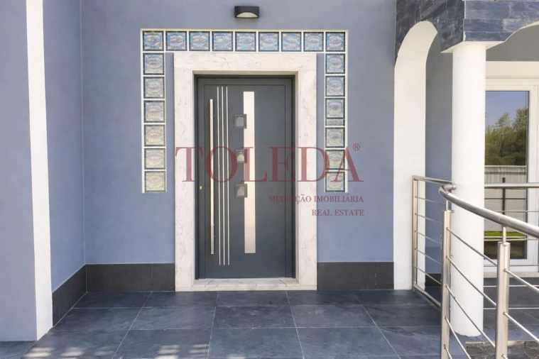Moradia T5 para Venda em Ereira e Lapa Foto 3