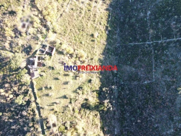 Moradia T1 para Venda em Chãos