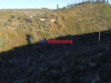 Moradia T1 para Venda em Chãos