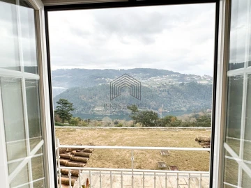 Moradia T4 para Venda em Alpendorada, Várzea e Torrão