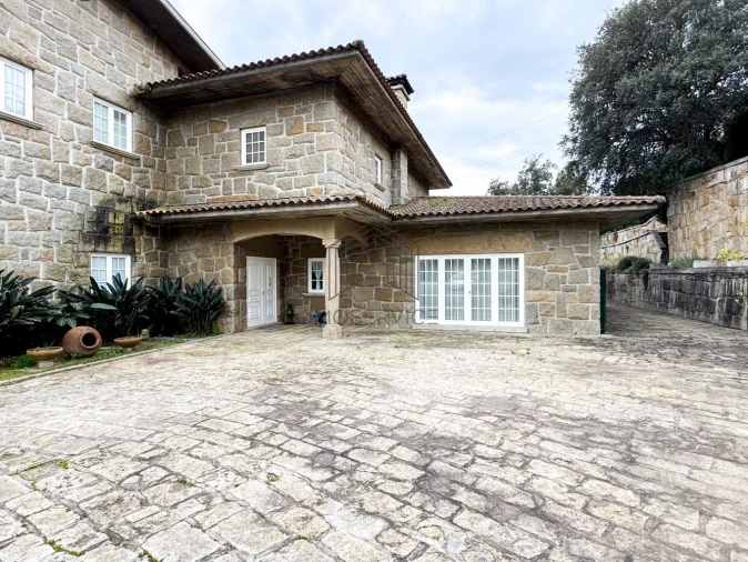 Moradia T4 para Venda em Alpendorada, Várzea e Torrão Foto 7