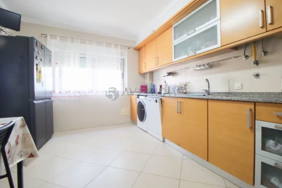 Apartamento T3 para Venda em Alto do Seixalinho, Santo André e Verderena