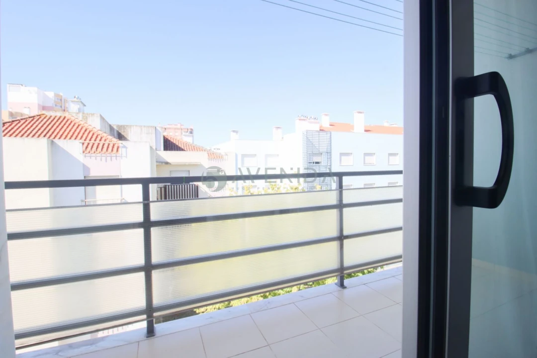 Apartamento T3 para Venda em Alto do Seixalinho, Santo André e Verderena Foto 10